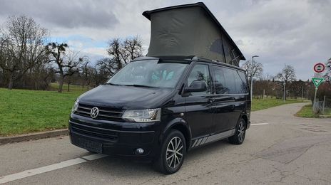 Volkswagen T5 Caravelle • 2013 • 194,000 km