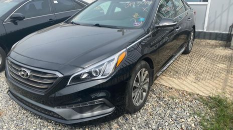 Hyundai Sonata • 2015 • 21 km