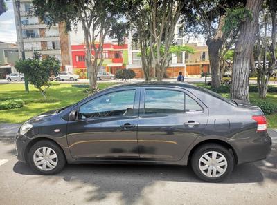 Toyota Yaris • 2011 • 76,000 km