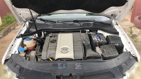 Volkswagen Passat • 2007 • 193,000 km