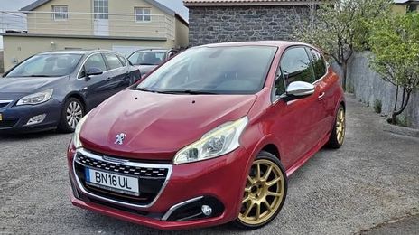 Peugeot 2008 • 2018 • 98,000 km