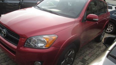 Toyota RAV4 • 2016 • 80,000 km