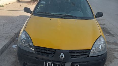 Renault Clio • 2009 • 150,000 km