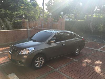Nissan Versa • 2014 • 94,000 km
