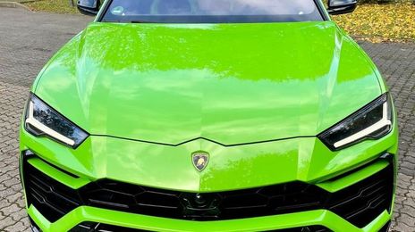 Lamborghini Urus • 2021 • 24,500 km