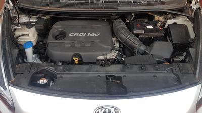 Kia Carens • 2013 • 90,117 km