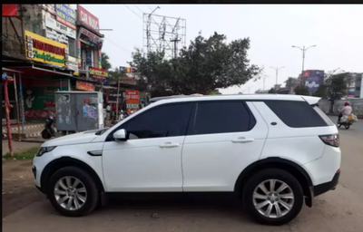 Land Rover Discovery • 2017 • 18 km