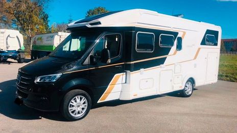 Mercedes-Benz Sprinter • 2021 • 64,000 km