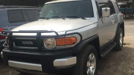 Toyota FJ Cruiser • 2010 • 32 km