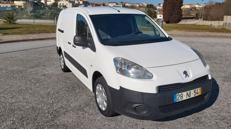 Peugeot 107 • 2012 • 130,000 km