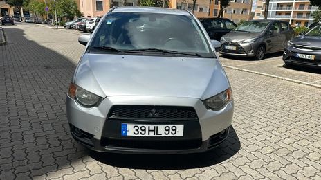 Mitsubishi Colt • 2009 • 70,000 km