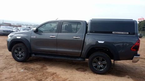 Toyota Hilux • 2021 • 75,855 km