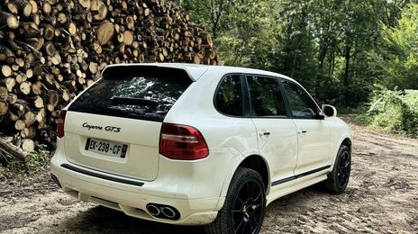 Porsche Cayenne • 2009 • 203,000 km