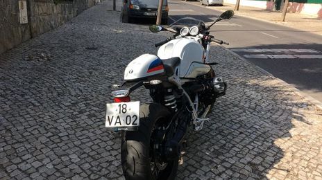Bmw s1000rr • 2018 • 3,500 km