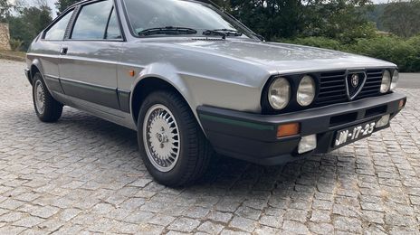 Alfa Romeo Spider • 1988 • 70,000 km