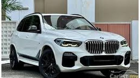 BMW X5 • 2020 • 13,000 km