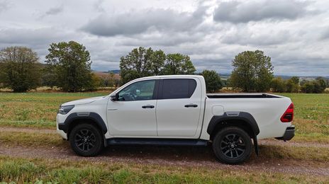 Toyota Hilux • 2021 • 82,500 km