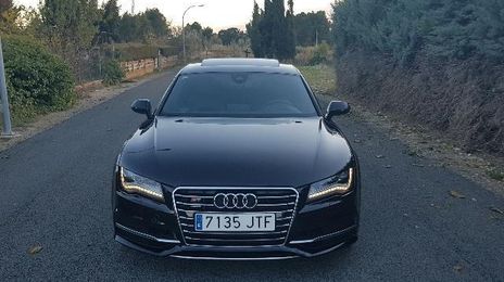 Audi A7 • 2011 • 228,000 km