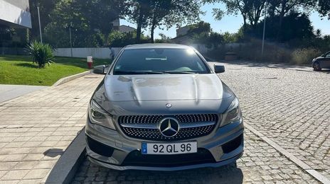 Mercedes-Benz 200 - 300 • 2015 • 333,364 km