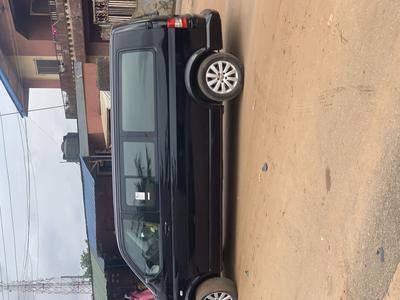 Volkswagen Caravelle • 2006 • 42,372 km
