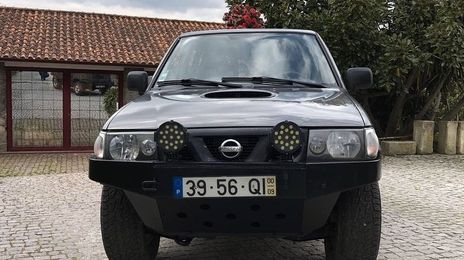 Nissan Terrano • 2000 • 25,000 km