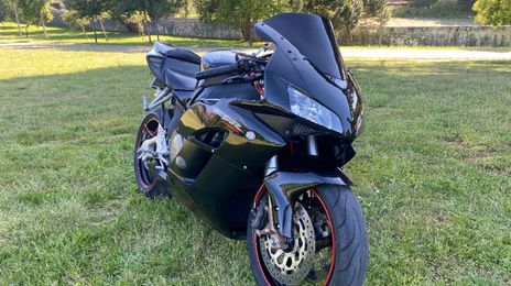 Honda cbr-1000rr • 2004 • 40,000 km