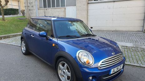 MINI Cooper • 2009 • 149,000 km