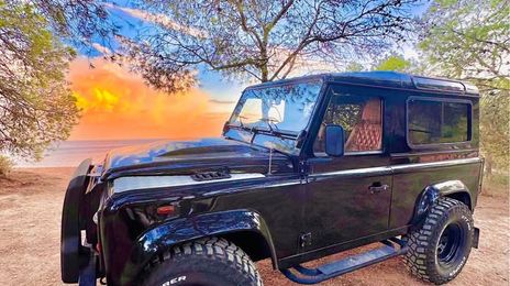 Land Rover Defender • 2007 • 185,000 km