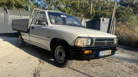 Toyota Hilux • 1996 • 399,000 km