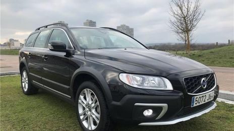 Volvo XC70 • 2015 • 109,000 km