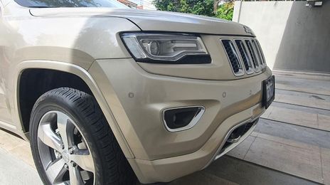 Jeep Grand Cherokee • 2015 • 94,500 km