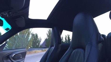 Porsche 911 Carrera • 2002 • 135,000 km