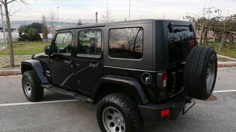 Jeep Commander • 2008 • 110,000 km