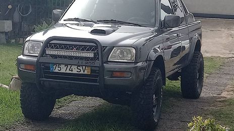 Mitsubishi L200 Pick up • 2002 • 181,000 km