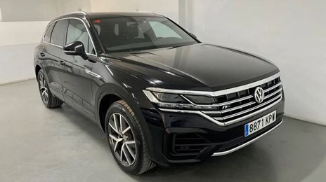 Volkswagen Touareg • 2019 • 83,000 km