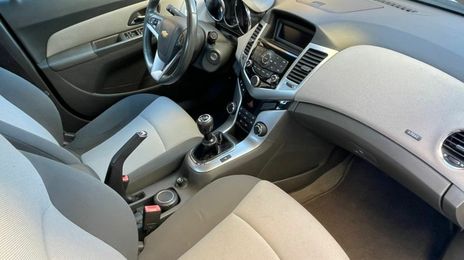 Chevrolet Cruze • 2010 • 130,000 km