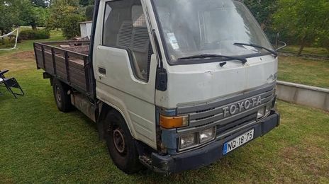 Toyota Dyna • 1999 • 189,000 km
