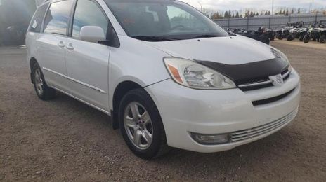 Toyota Sienna • 2004 • 33 km