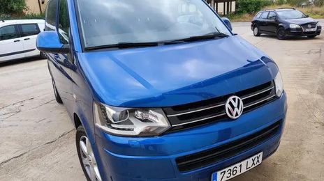Volkswagen Caravelle • 2015 • 165,000 km