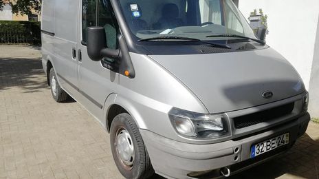 Ford Transit • 2006 • 80,000 km