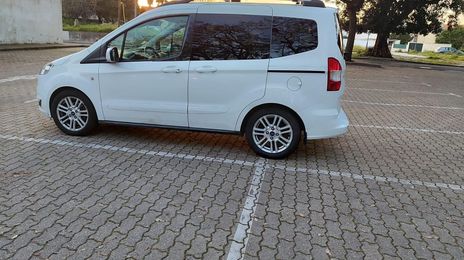 Ford Tourneo Custom • 2017 • 160,000 km