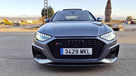 Audi RS 4 • 2022 • 54,000 km