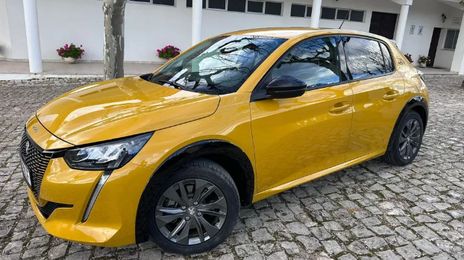 Peugeot RCZ • 2023 • 15,000 km