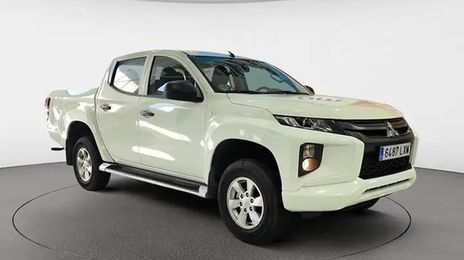 Mitsubishi L200 • 2022 • 32,000 km