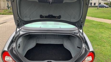 Jaguar XJ • 2005 • 167,000 km