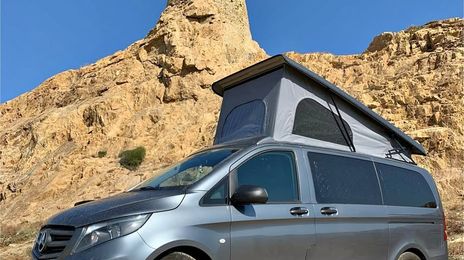 Mercedes-Benz Sprinter • 2019 • 90,000 km