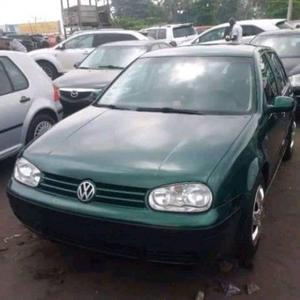 Volkswagen Golf • 2004 • 5,000 km