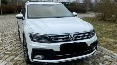 Volkswagen Tiguan • 2016 • 90,000 km