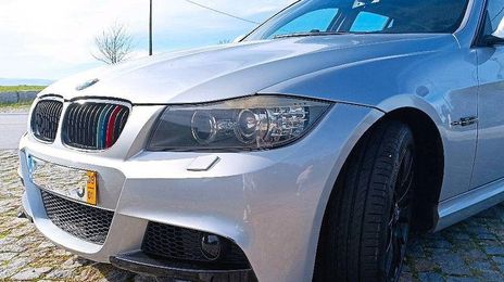 BMW 3 Series • 2009 • 227,000 km