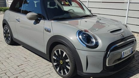 MINI Cooper • 2022 • 19,350 km